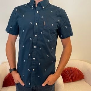 Ben Sherman men’s dress shirt sz Medium navy blue with palm trees